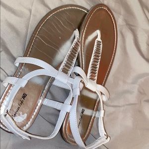 American Eagle Sandals